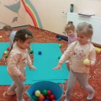 Jesličková jóga - únor. 2022