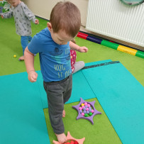 jogínci z jesliček